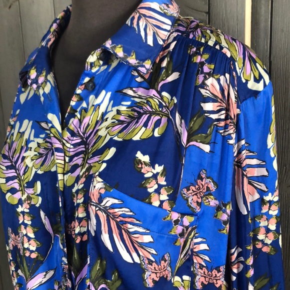 Free People Floral Print Split-Hem Blouse - Picture 5 of 8